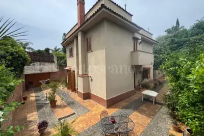 casa indipendente in vendita a Palermo in zona Uditore