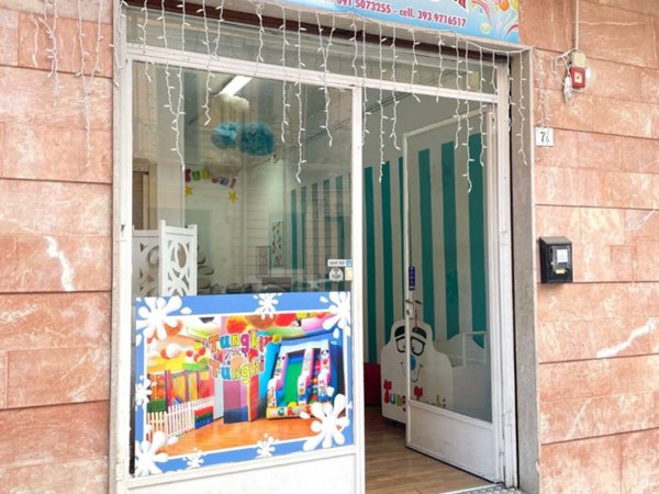 negozio in vendita a Palermo in zona Montepellegrino