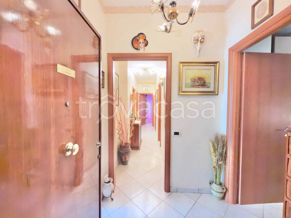 appartamento in vendita a Palermo in zona Montegrappa / Santa Rosalia