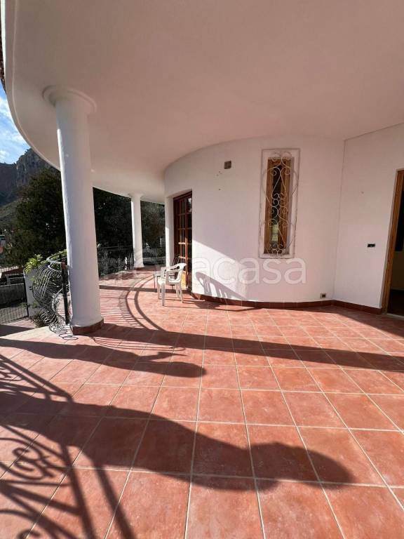 casa indipendente in vendita a Palermo in zona Libertà