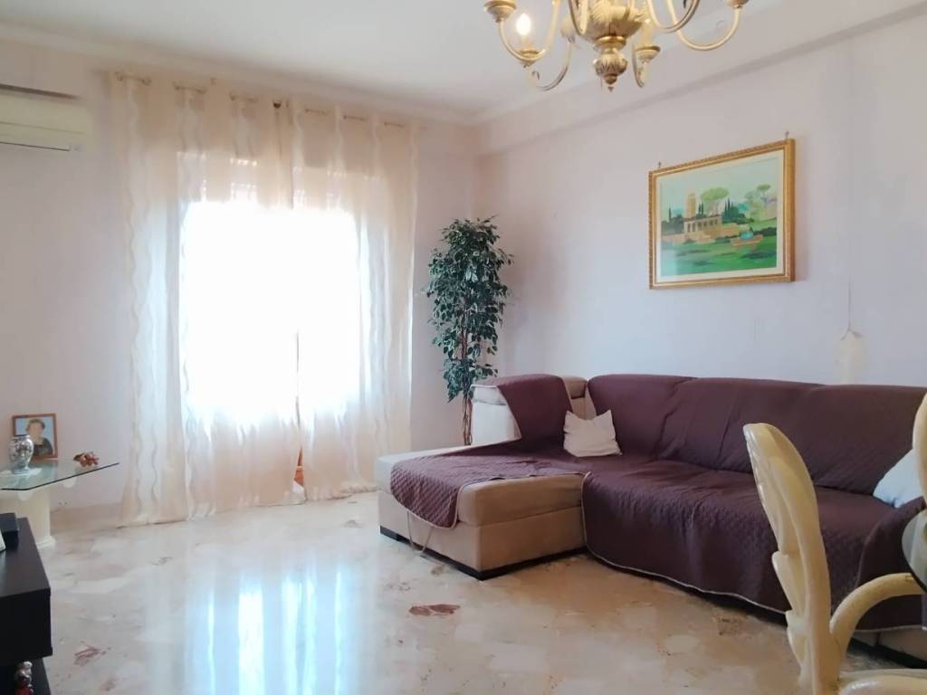 appartamento in vendita a Palermo
