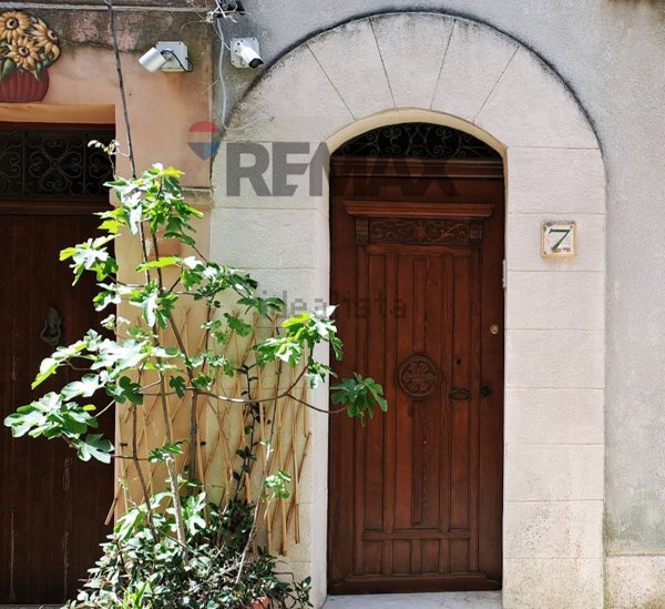 casa indipendente in vendita a Palermo in zona Uditore