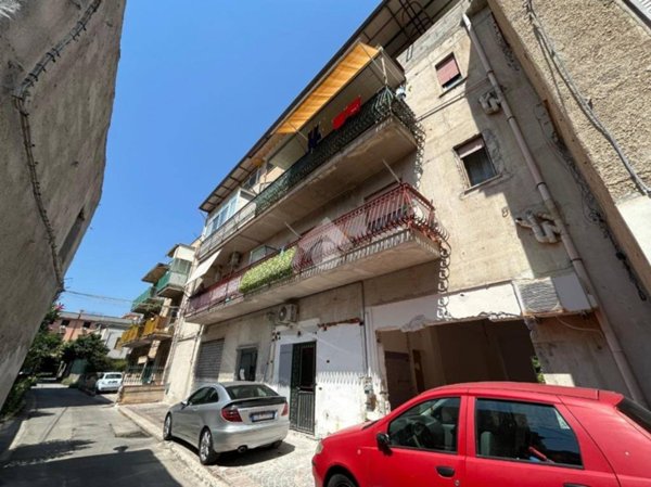 appartamento in vendita a Palermo in zona Chiavelli