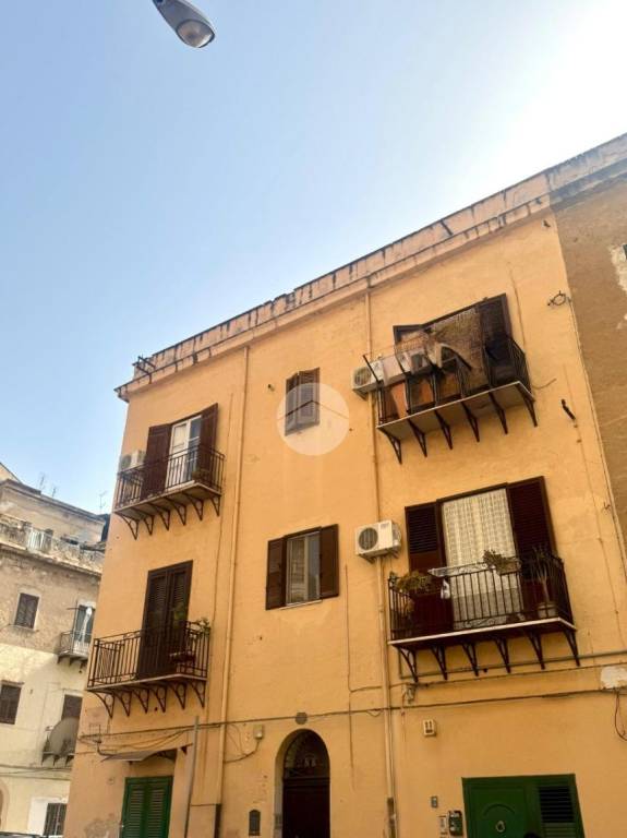 appartamento in vendita a Palermo in zona Zisa