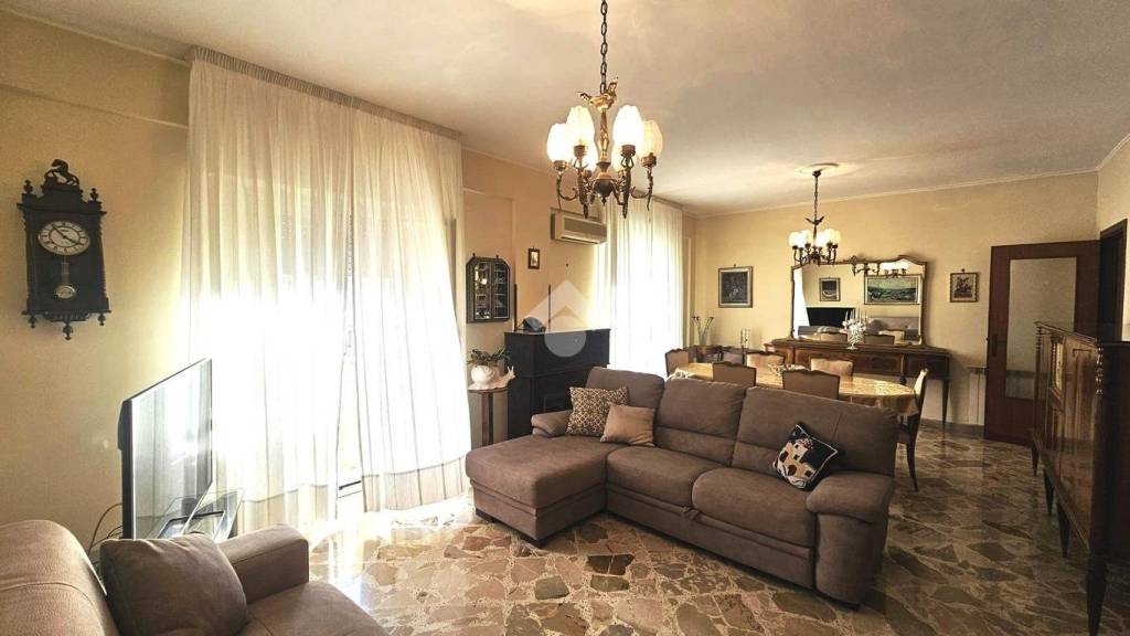 appartamento in vendita a Palermo