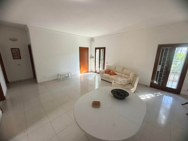 casa indipendente in vendita a Palermo in zona Mondello