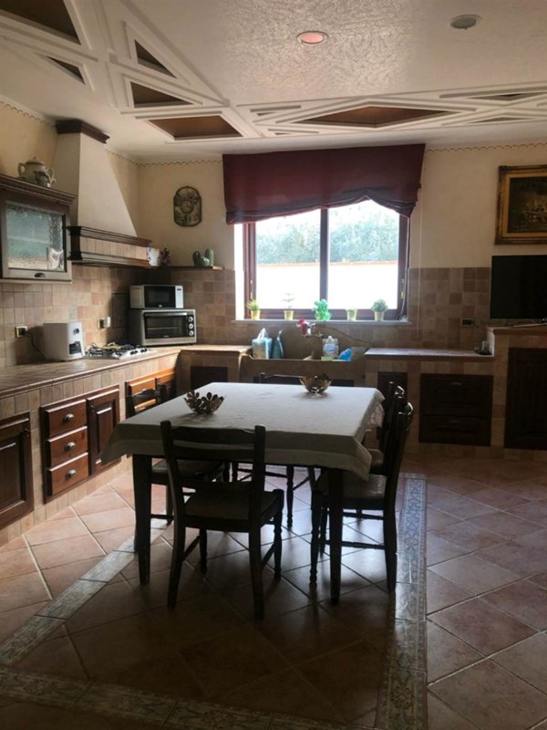 casa indipendente in vendita a Palermo in zona Santa Maria di Gesù
