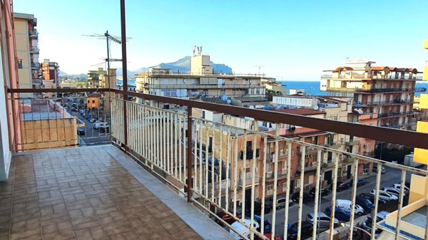 appartamento in vendita a Palermo in zona Roccella
