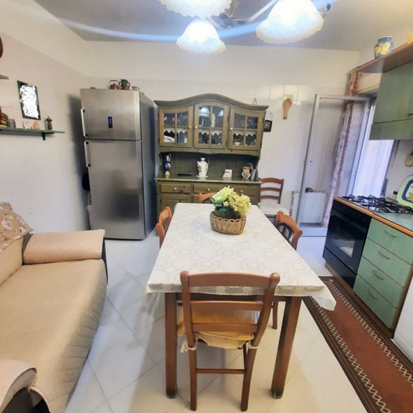 appartamento in vendita a Palermo in zona Santa Maria di Gesù