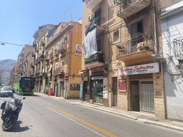 appartamento in vendita a Palermo in zona Oreto
