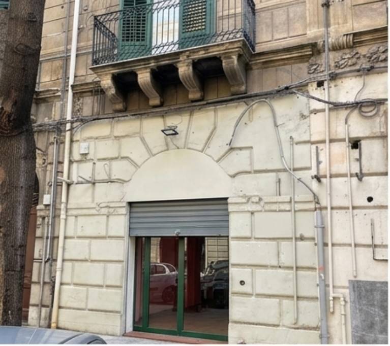 negozio in vendita a Palermo