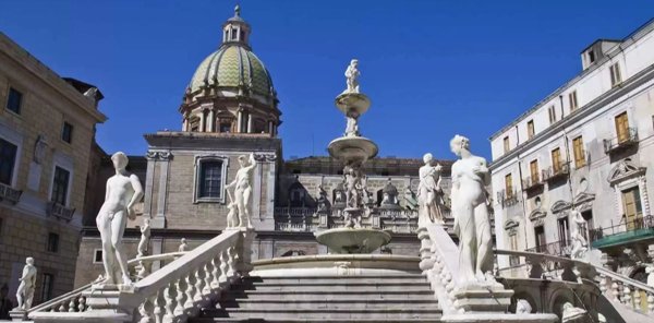 albergo in vendita a Palermo