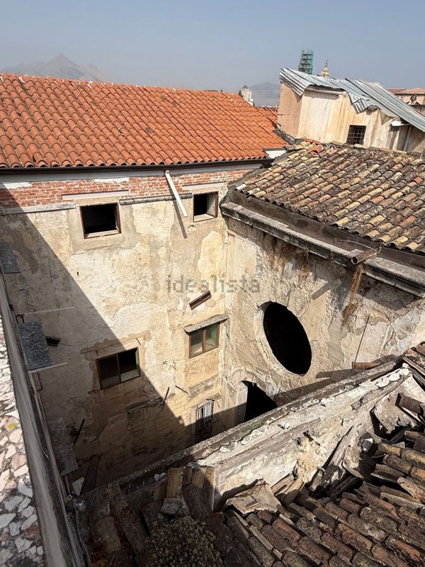 appartamento in vendita a Palermo in zona Centro storico