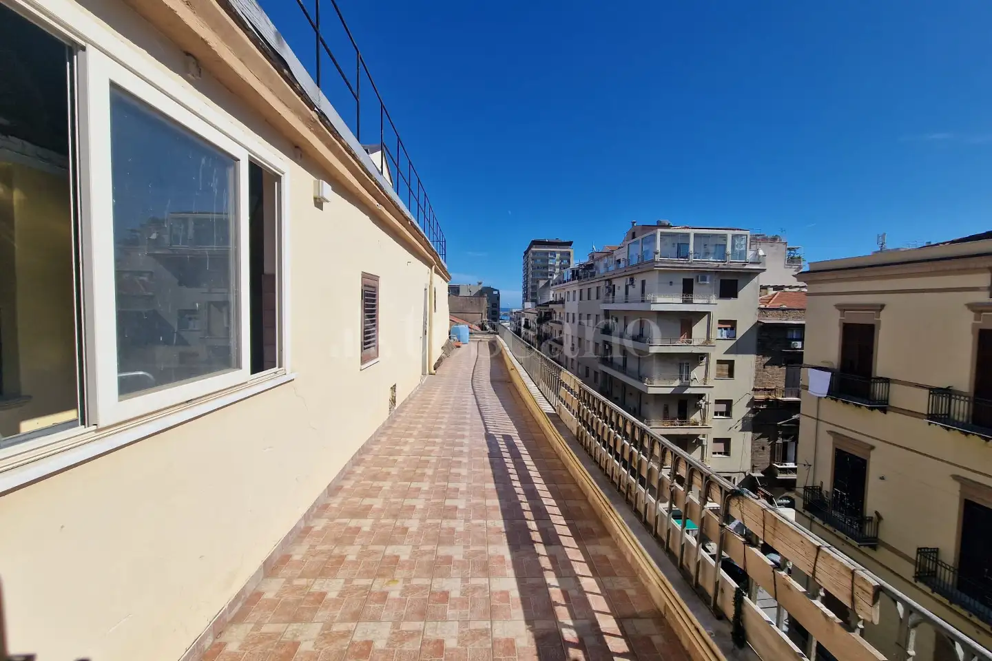 appartamento in vendita a Palermo in zona Politeama