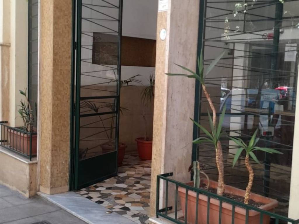 appartamento in vendita a Palermo in zona Politeama