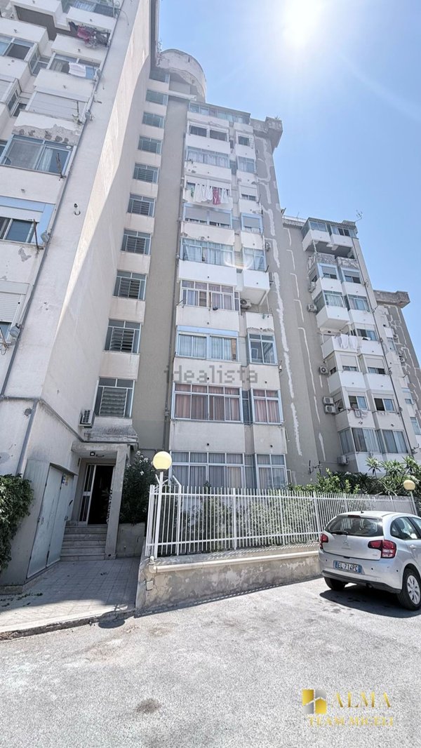 appartamento in vendita a Palermo in zona Roccella