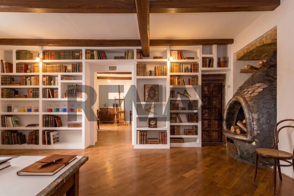 casa indipendente in vendita a Palermo in zona Centro storico