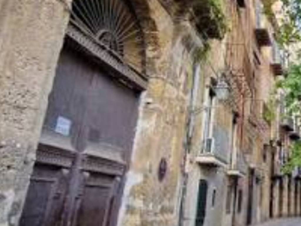 appartamento in vendita a Palermo in zona Centro storico