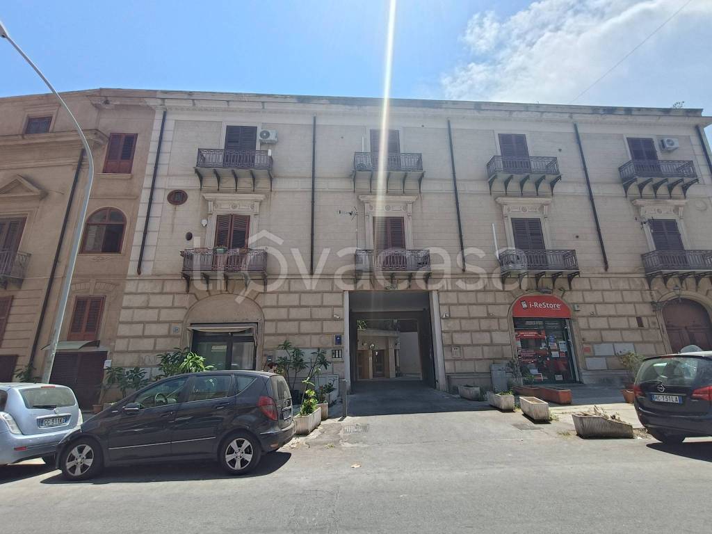 appartamento in vendita a Palermo in zona Calatafimi / Cuba