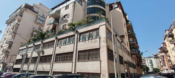 ufficio in vendita a Palermo in zona Libertà