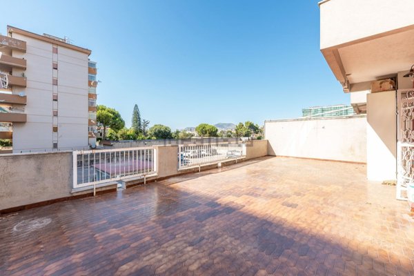 appartamento in vendita a Palermo in zona Mezzomonreale