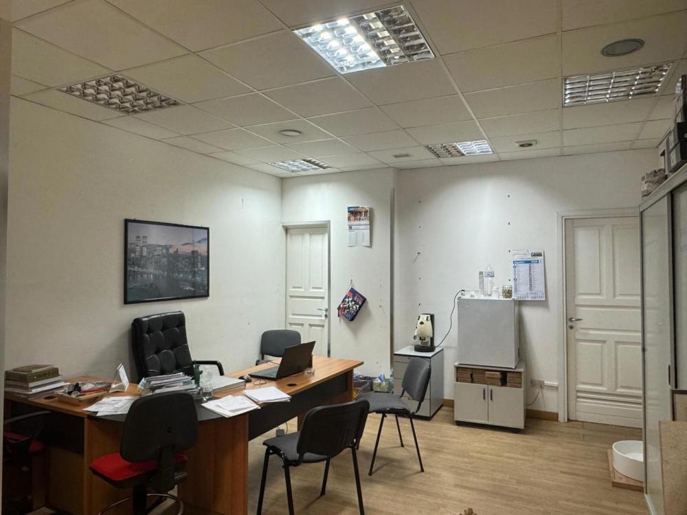 locale commerciale in vendita a Palermo