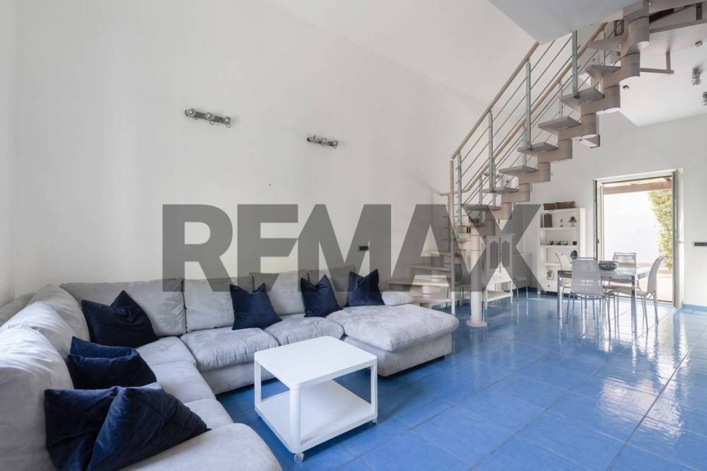 casa indipendente in vendita a Palermo in zona Mondello