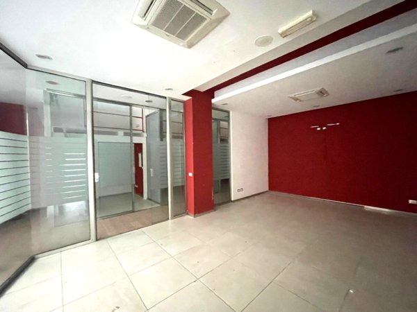 ufficio in vendita a Palermo in zona Libertà