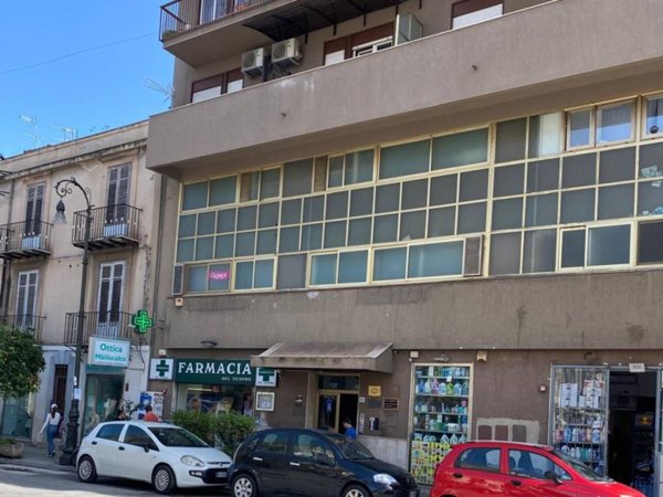 ufficio in vendita a Palermo in zona Montegrappa / Santa Rosalia