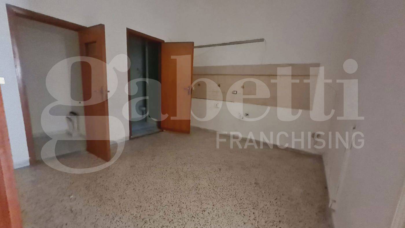 appartamento in vendita a Palermo in zona Oreto