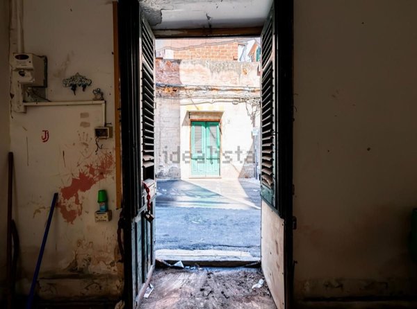 appartamento in vendita a Palermo in zona Centro storico