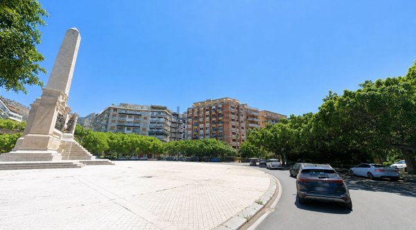 appartamento in vendita a Palermo in zona Libertà
