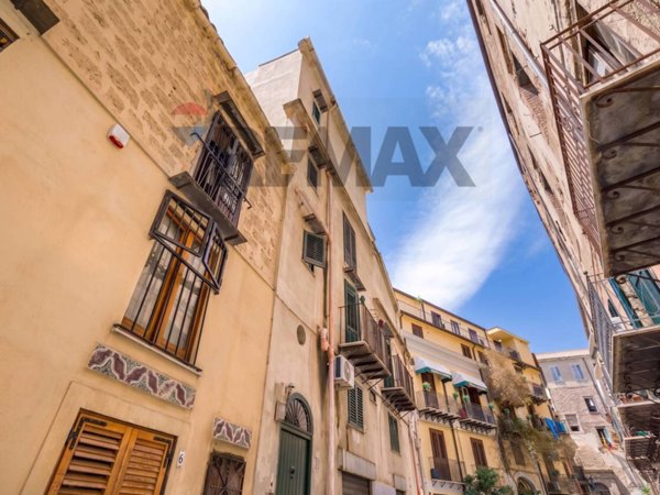 appartamento in vendita a Palermo in zona Centro storico