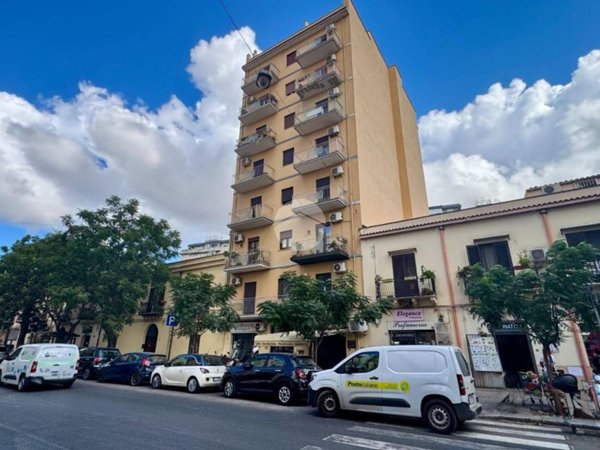 appartamento in vendita a Palermo