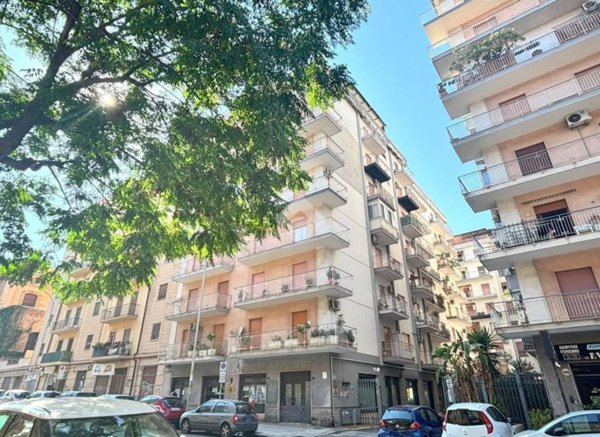 appartamento in vendita a Palermo in zona Calatafimi / Cuba