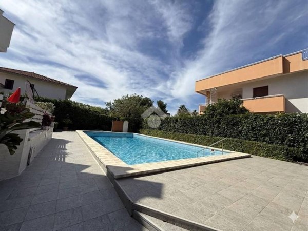casa indipendente in vendita a Palermo in zona Mondello
