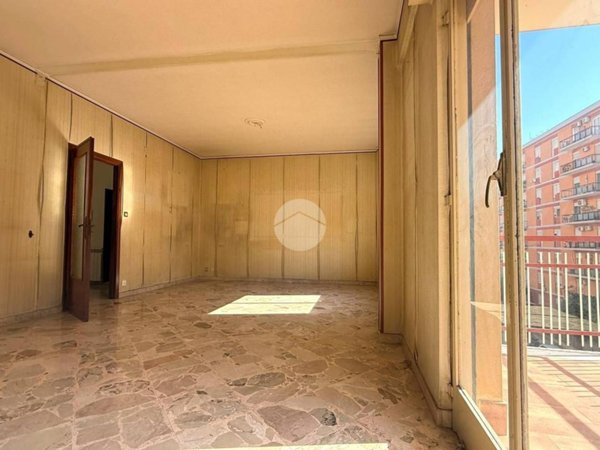 appartamento in vendita a Palermo in zona Malaspina/Palagonia