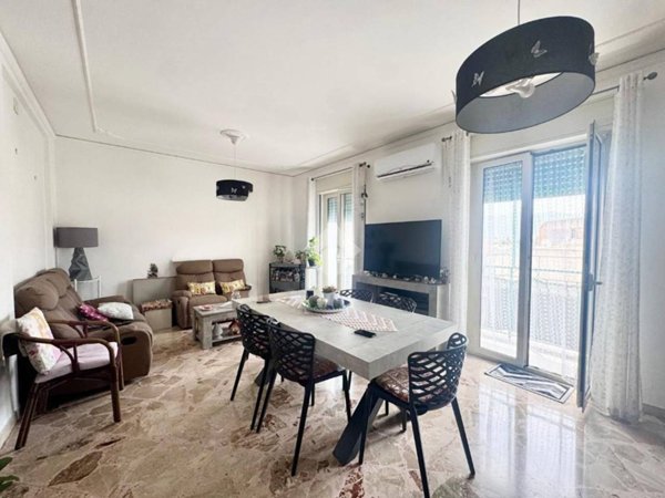 appartamento in vendita a Palermo