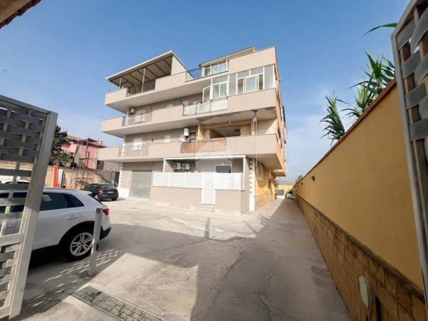 appartamento in vendita a Palermo in zona Acqua dei Corsari