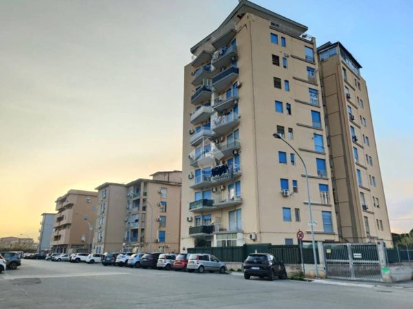 appartamento in vendita a Palermo in zona Chiavelli