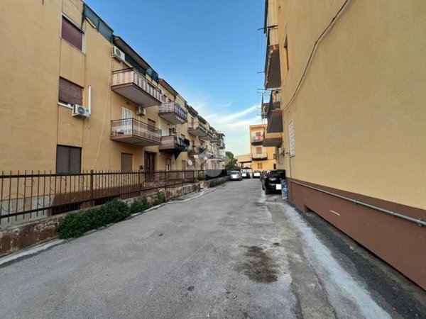 appartamento in vendita a Palermo in zona Acqua dei Corsari