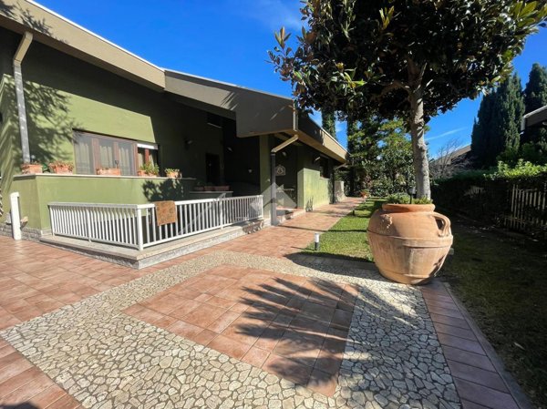 casa indipendente in vendita a Palermo in zona Passo di Rigano