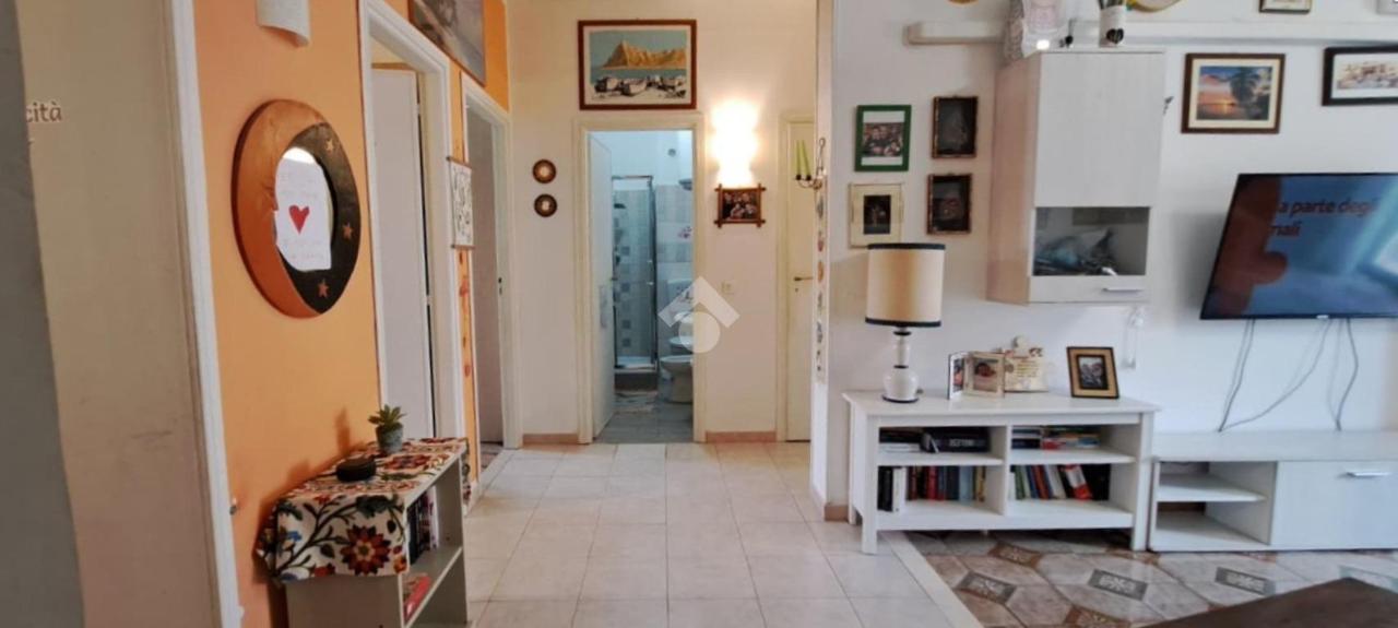 appartamento in vendita a Palermo in zona Tommaso Natale