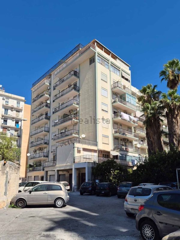 appartamento in vendita a Palermo in zona Libertà