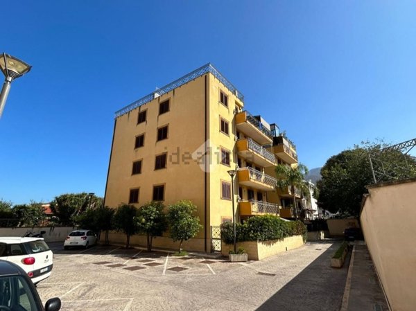 appartamento in vendita a Palermo