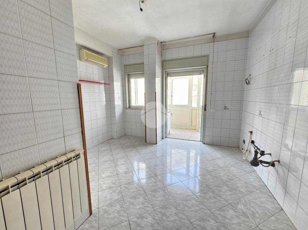 appartamento in vendita a Palermo in zona Chiavelli