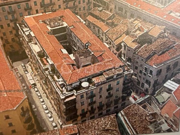 appartamento in vendita a Palermo in zona Centro storico