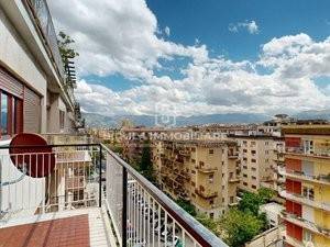 appartamento in vendita a Palermo in zona Libertà