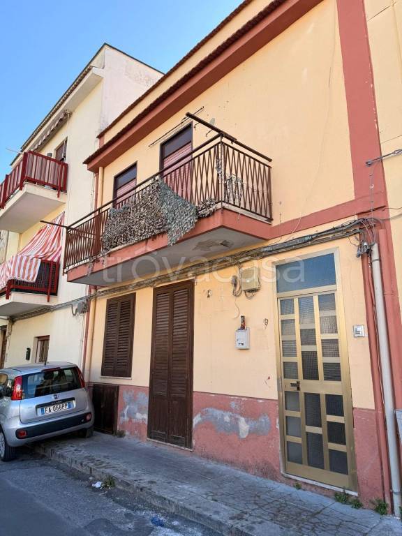 appartamento in vendita a Palermo in zona Mezzomonreale