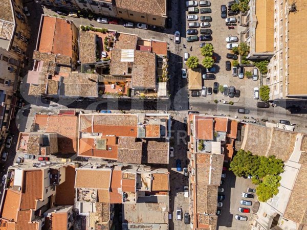 appartamento in vendita a Palermo in zona Centro storico